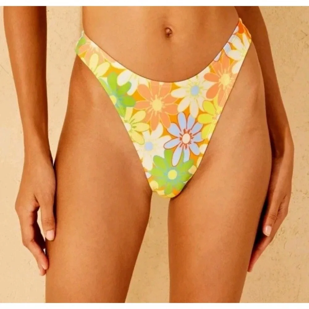 Wild Fable Mid-Rise Ultra High Leg Cheeky Bikini Bottom Floral‎ Colorful, S 4-6